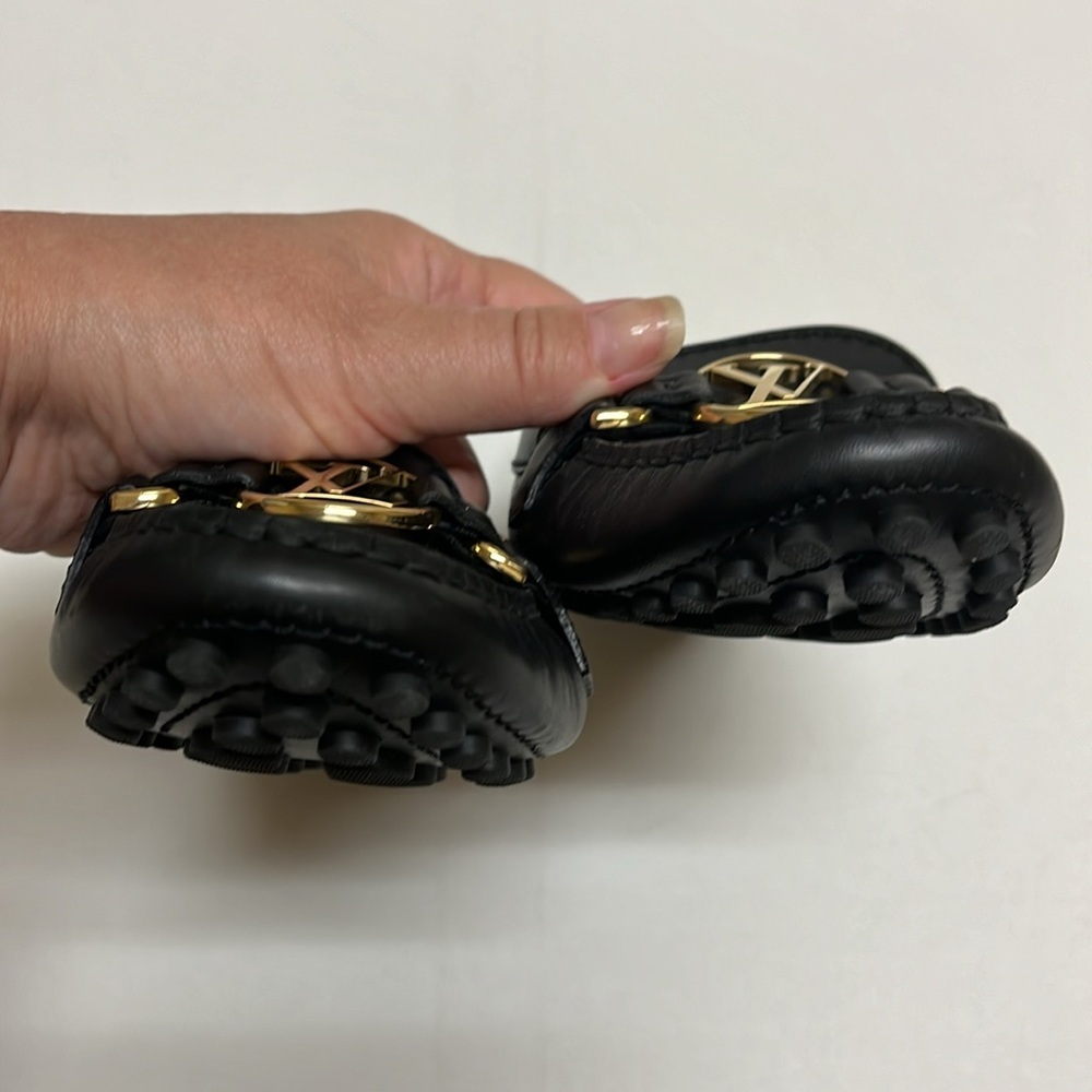 Louis Vuitton black leather driving loafers - Picture 10 of 15